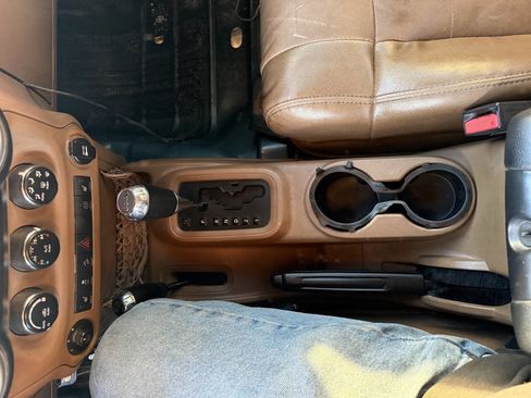 Used 2011 Jeep Wrangler Unlimited Rubicon w/ Dual Top Group image 24