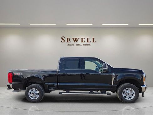 New 2026 Ford F250 XLT image 5