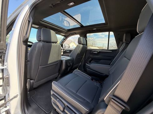 New 2026 Chevrolet Tahoe Premier w/ Sun And Tow Package AWD/4WD image 23