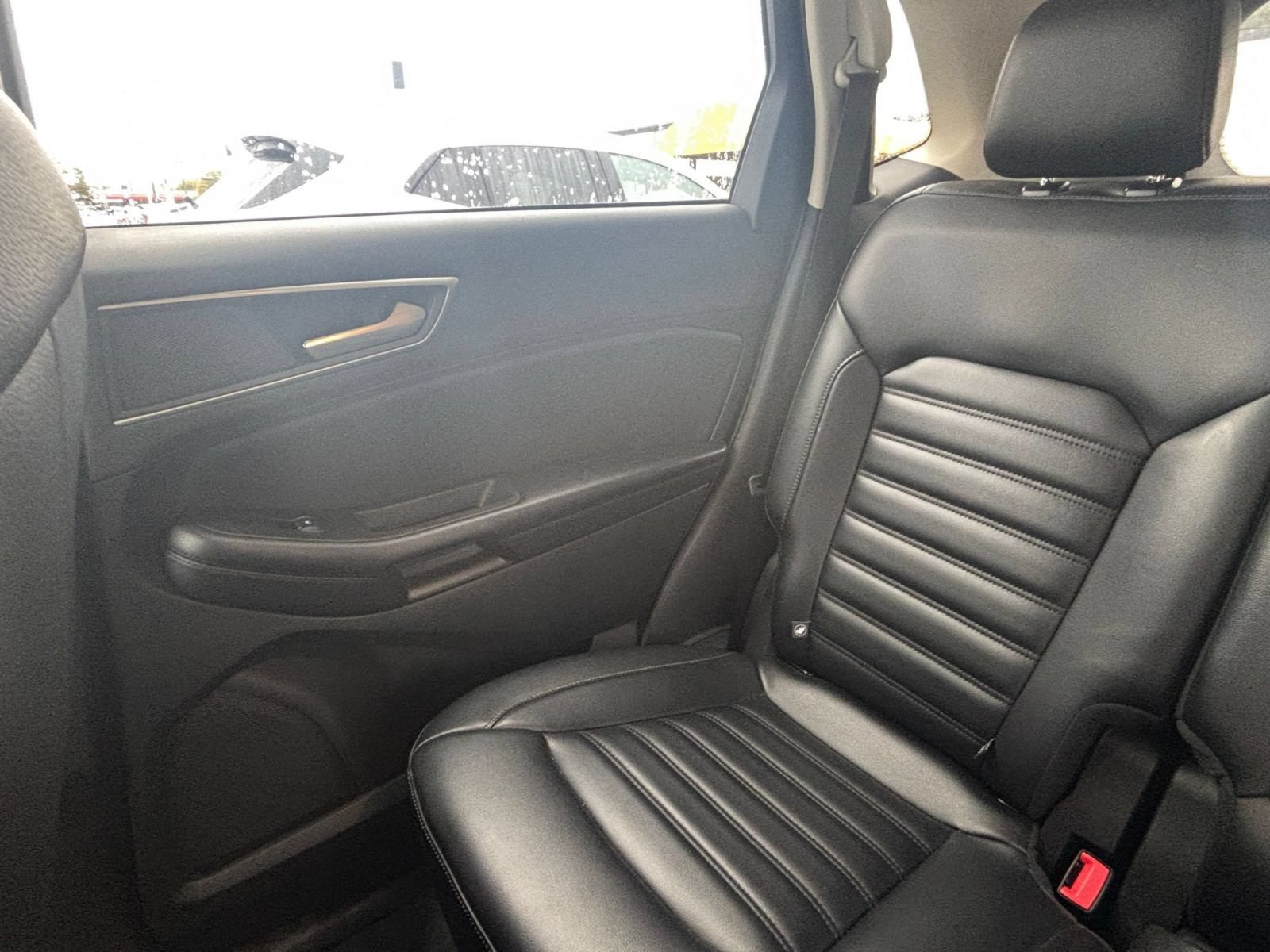 Used 2024 Ford Edge SEL AWD/4WD image 37