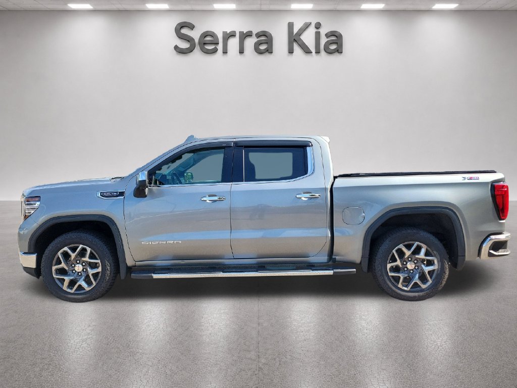 Used 2023 GMC Sierra 1500 SLT w/ SLT Premium Plus Package AWD/4WD image 2