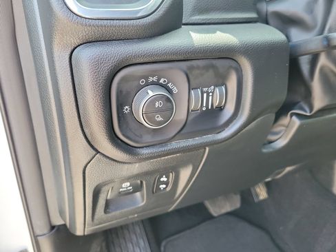 Used 2025 RAM 1500 Laramie AWD/4WD image 21