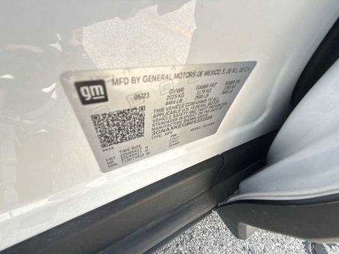 Certified 2024 Chevrolet Equinox LT w/ LPO, Floor Liner Package FWD image 32