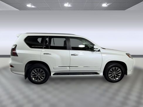 Used 2016 Lexus GX 460 Luxury AWD/4WD image 8