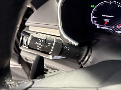 Certified 2026 Acura MDX SH-AWD w/ Technology Package image 17
