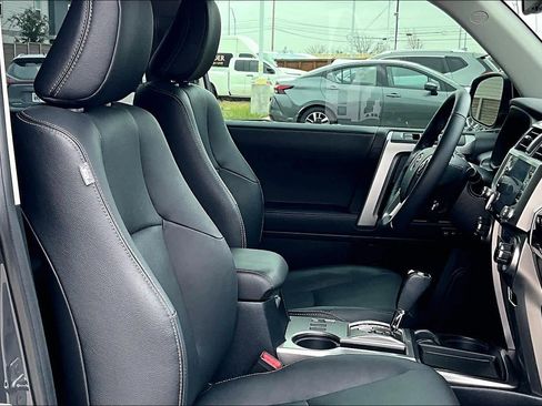 Used 2024 Toyota 4Runner Limited image 8