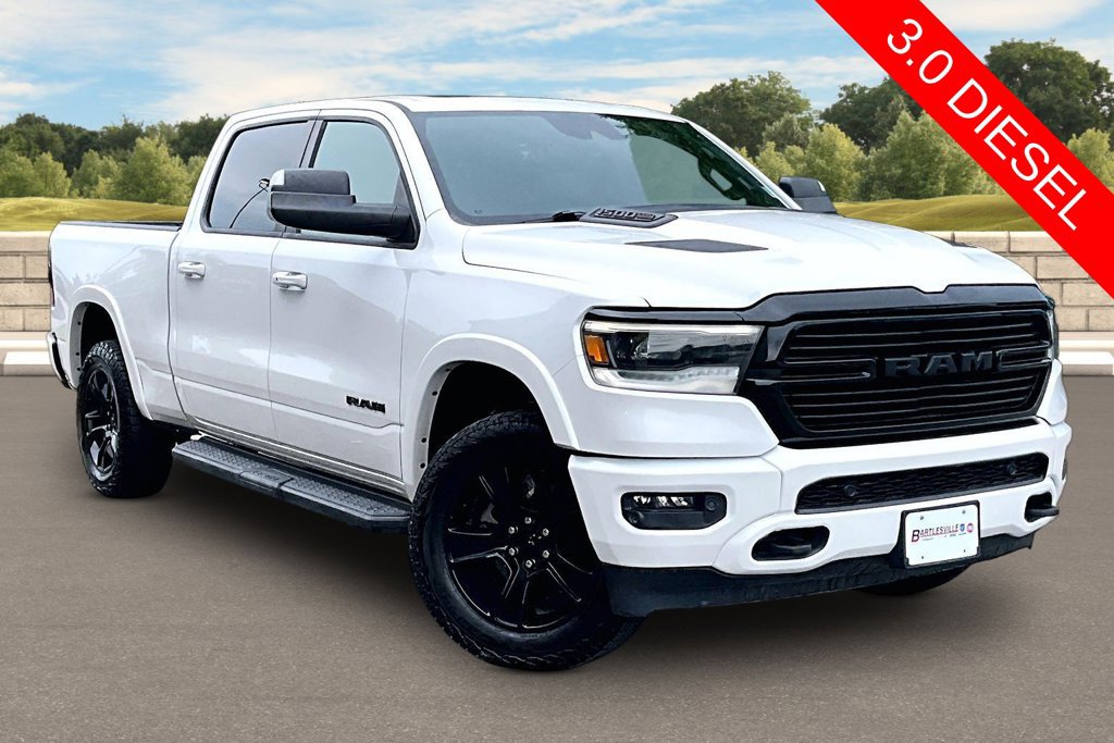 Used 2022 RAM 1500 Laramie AWD/4WD image 2