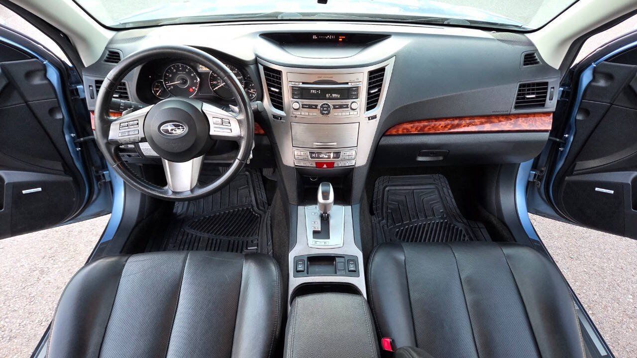 Used 2011 Subaru Outback 2.5i Limited AWD/4WD image 32