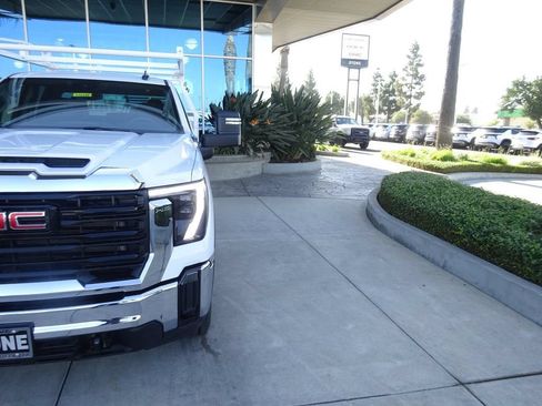 New 2026 GMC Sierra 2500 Pro w/ Convenience Package AWD/4WD image 30