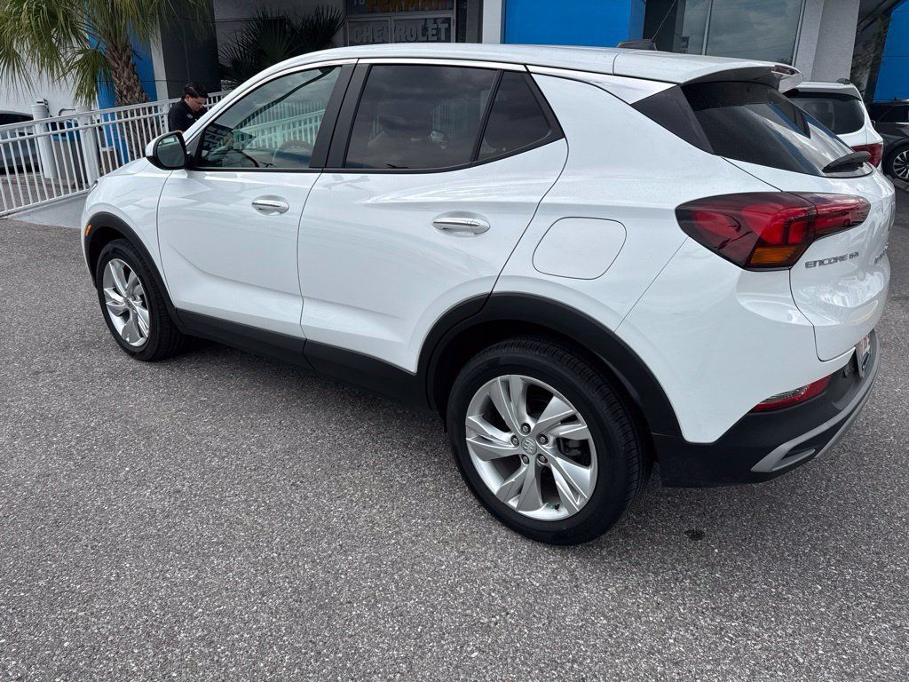 Used 2024 Buick Encore GX Preferred w/ Comfort Package FWD image 7