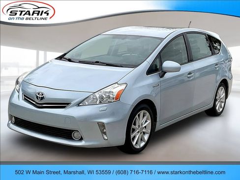Used 2014 Toyota Prius V Five FWD image 3