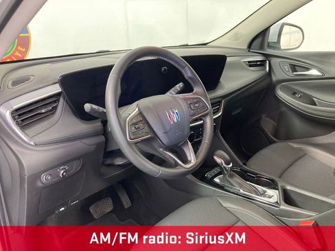 Used 2025 Buick Encore GX Preferred AWD/4WD image 13