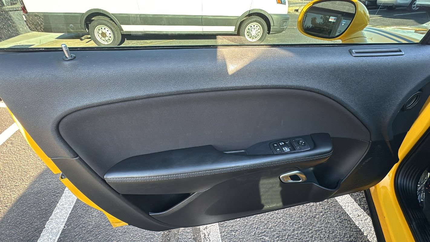Used 2017 Dodge Challenger SXT RWD image 11