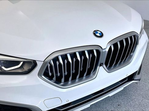 Used 2023 BMW X6 xDrive40i w/ Premium Package image 35