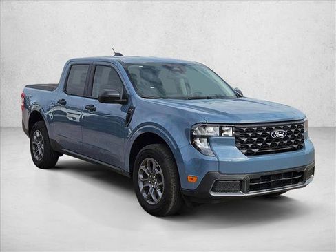 New 2025 Ford Maverick XLT FWD image 8
