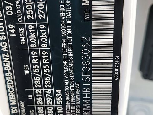 Used 2025 Mercedes-Benz GLC 300 4MATIC image 19