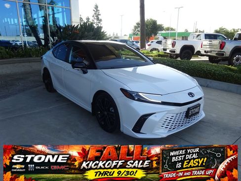 Used 2025 Toyota Camry XSE w/ Premium Plus Package FWD image 1