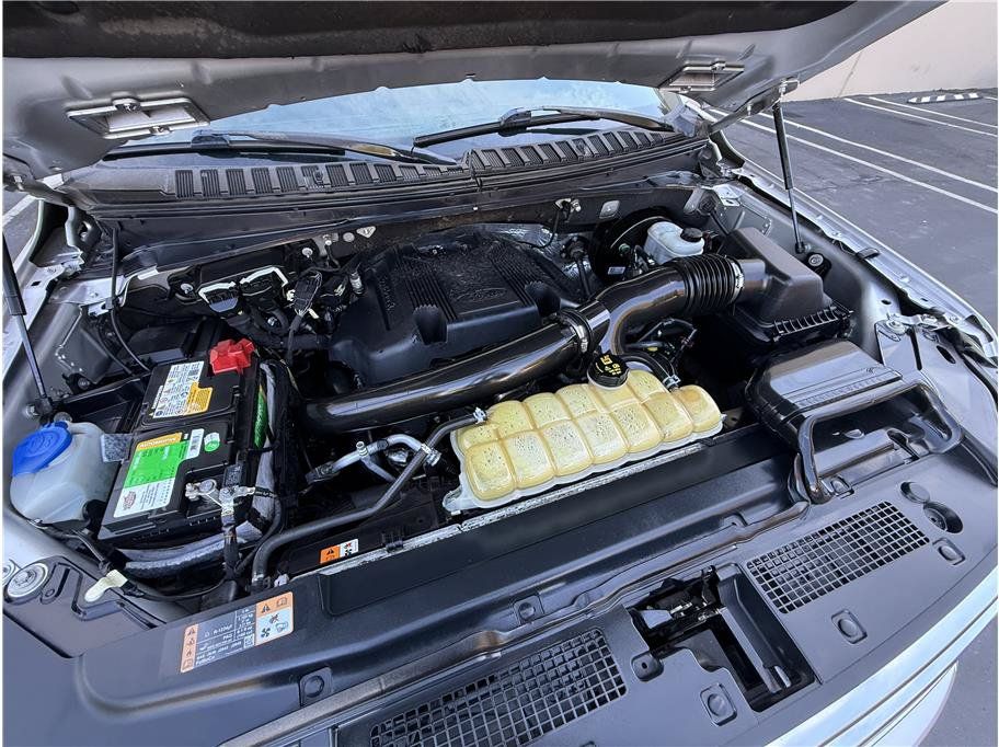 Used 2019 Ford Expedition Limited RWD image 23