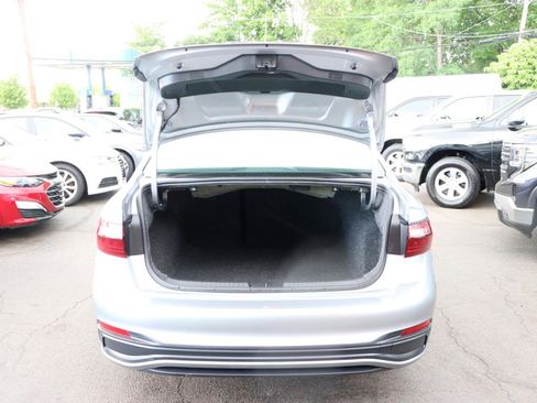 Used 2024 Volkswagen Jetta SE FWD image 48