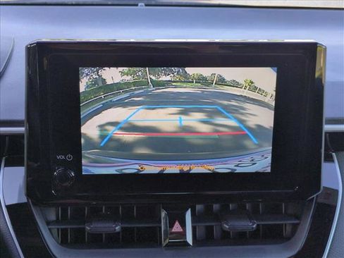 Certified 2025 Toyota Corolla SE w/ Convenience Package image 13