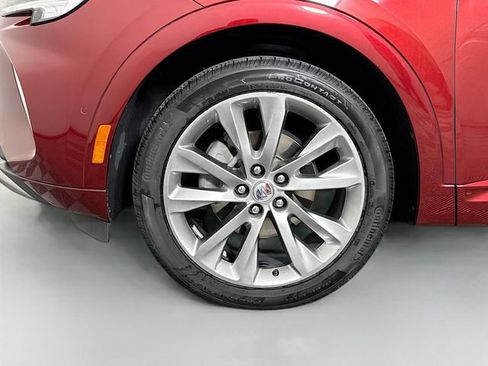 Used 2023 Buick Envision Avenir AWD/4WD image 32