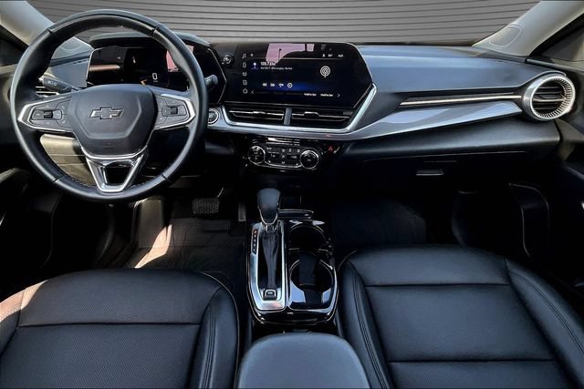 Used 2025 Chevrolet Trax ACTIV w/ Driver Confidence Package FWD image 7