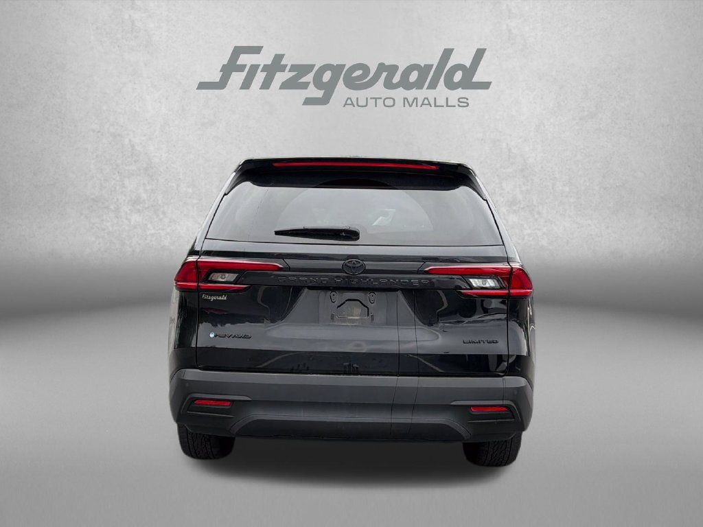 Used 2025 Toyota Grand Highlander AWD Hybrid image 7