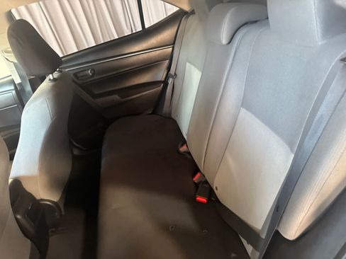 Used 2015 Toyota Corolla L FWD image 15