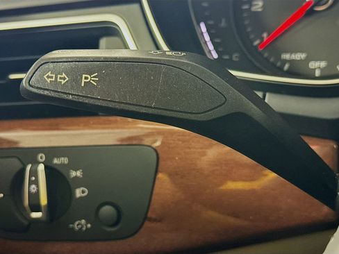 Used 2020 Audi A4 2.0T Premium w/ Convenience Package image 12