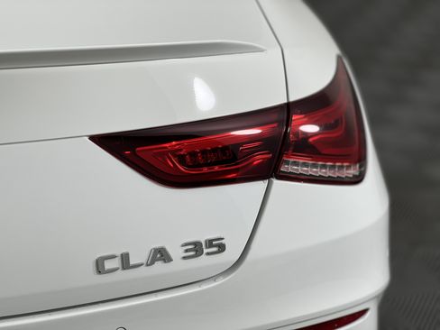 Used 2020 Mercedes-Benz CLA 35 AMG 4MATIC image 12