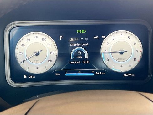 Used 2023 Hyundai Kona Limited FWD image 12