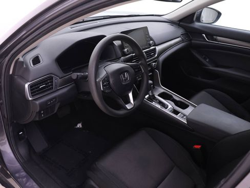 Used 2019 Honda Accord LX image 3