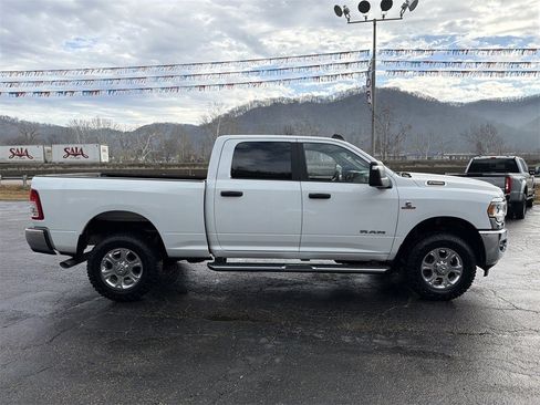 Used 2024 RAM 2500 Big Horn w/ Off Road Package image 2