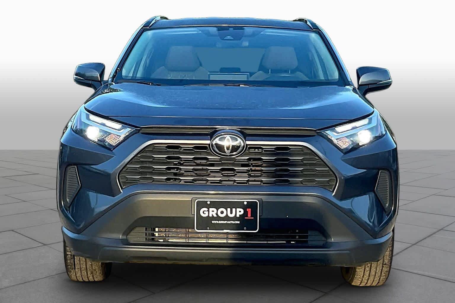 Used 2025 Toyota RAV4 XLE FWD image 4