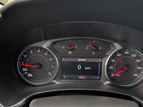 Used 2024 Chevrolet Equinox LT AWD/4WD image 16