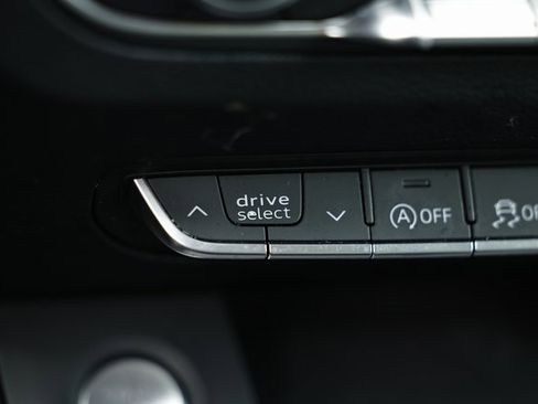 Used 2022 Audi Q5 2.0T Premium image 37