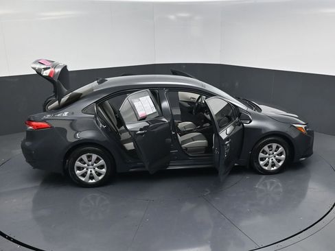Used 2023 Toyota Corolla LE image 21