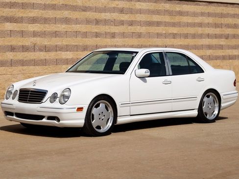 Used 2000 Mercedes-Benz E 55 AMG Sedan image 1