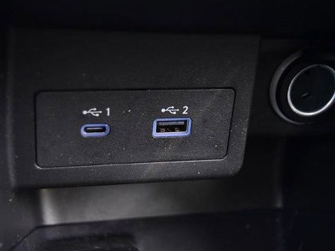 Certified 2023 Nissan Kicks SV image 15