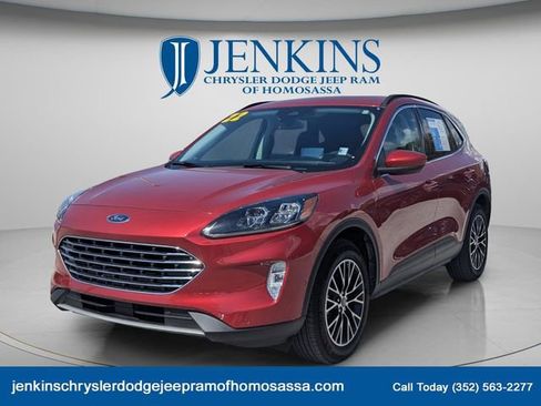 Used 2022 Ford Escape Titanium w/ Titanium Premium Package FWD image 12