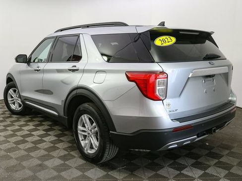 Used 2023 Ford Explorer XLT w/ Equipment Group 202A AWD/4WD image 7