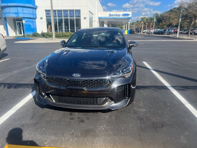 Used 2021 Kia Stinger GT2 RWD image 3