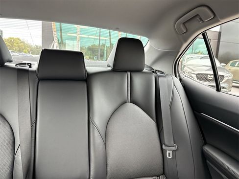 Used 2023 Toyota Camry XLE image 20