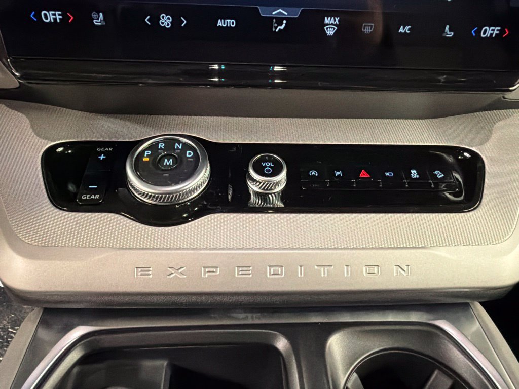 New 2027 Ford Expedition Max Active AWD/4WD image 13