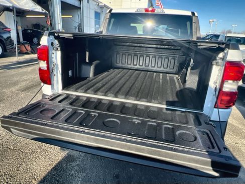 Certified 2025 Ford Maverick XL w/ Equipment Group 102A image 24