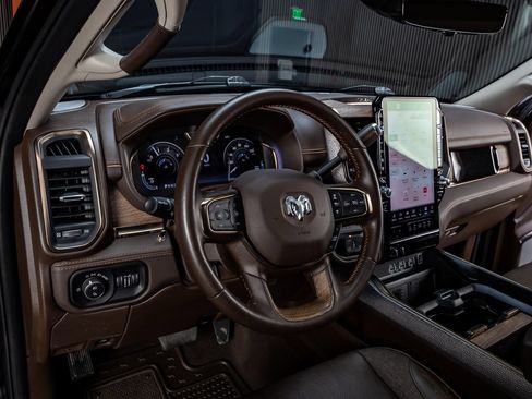 Used 2025 RAM 3500 Longhorn AWD/4WD image 2