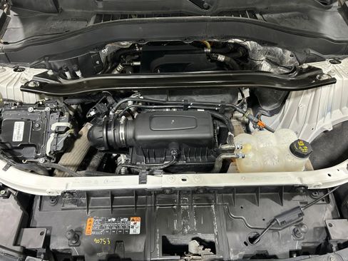 Used 2020 Ford Explorer Limited image 19