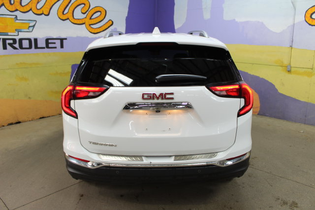 Used 2020 GMC Terrain SLT w/ Preferred Package FWD image 7
