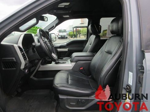 Used 2019 Ford F150 Lariat image 13