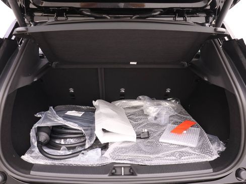 New 2025 Volvo EX30 Ultra w/ Protection Package Premier image 16